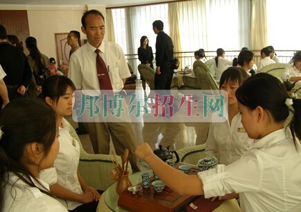 安顺光辉职业技术学校