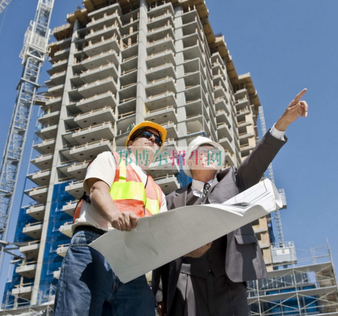 300分能上建筑工程技术吗