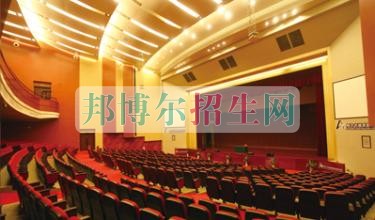 高中毕业读酒店管理