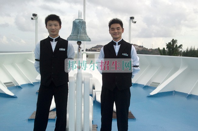 女生学海乘海员
