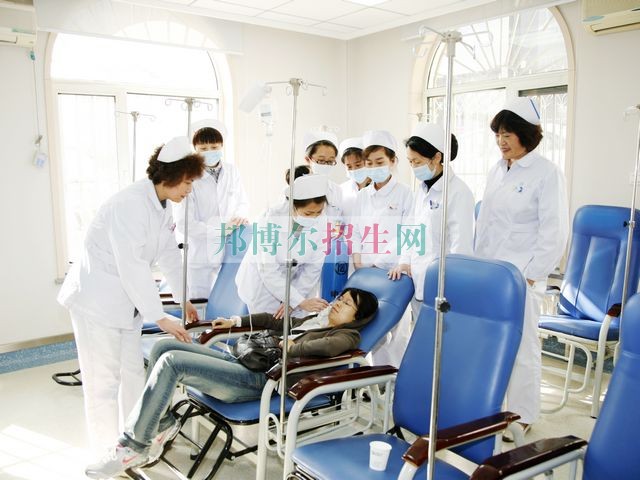 有几个护理学校