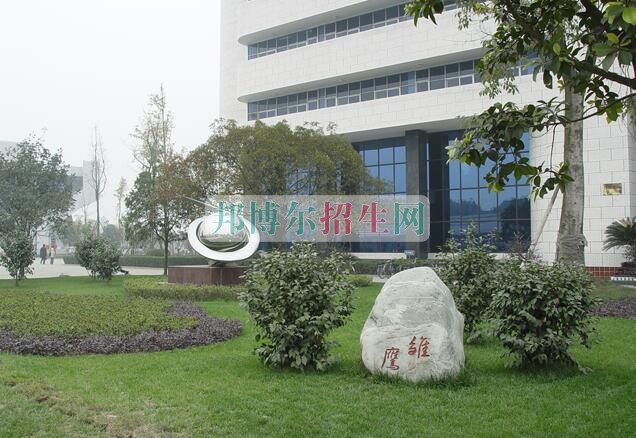 学民航商务哪个学校好