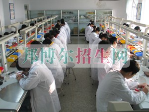 中专口腔医学都学什么