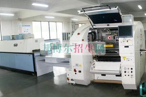应用电子技术好找工作吗