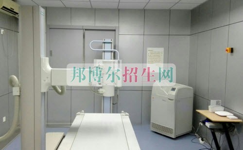 关于医学影像专业的大专学校