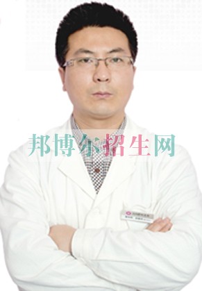 初中毕业学医学美容的学校