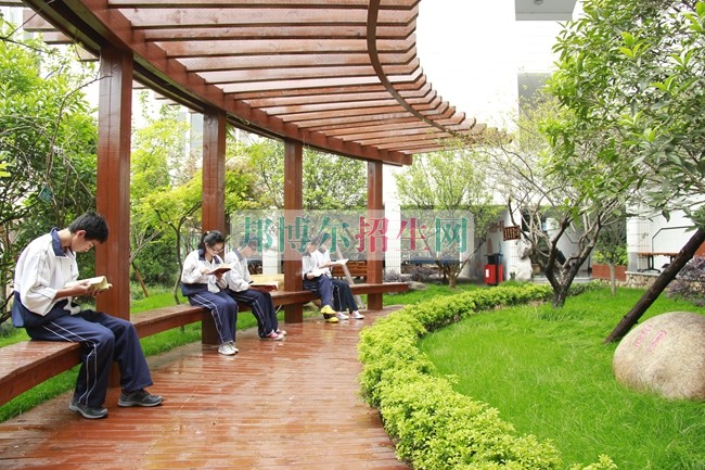 黑龙江粮食职业学院是几专