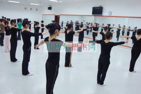 成都初中生读学前教育怎么样