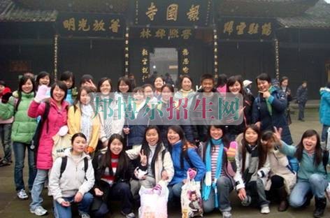 成都哪个导游学校最好