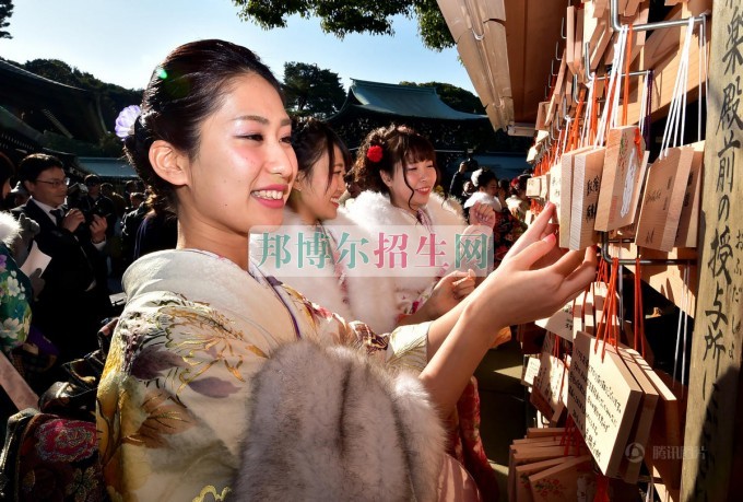 成都有什么好的导游学校