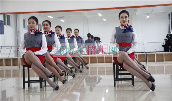 成都航空服务学校招生要求