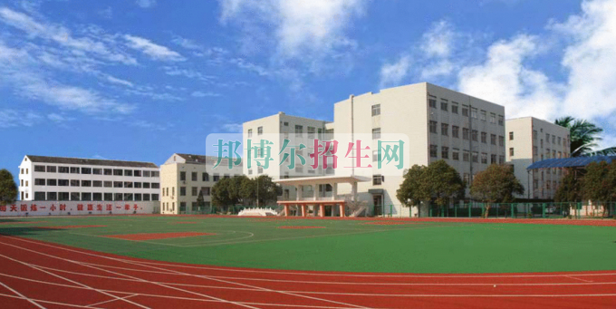 哪所职业学校好