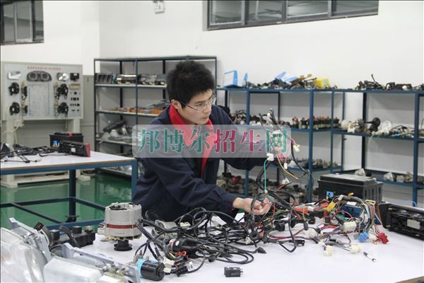 成都最好的汽车电子技术学校