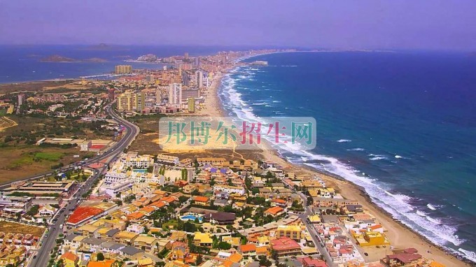 成都大专学校有哪些有旅游管理