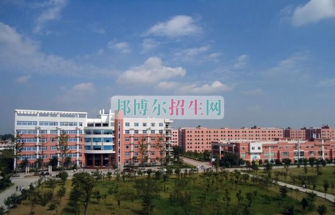 成都哪个学校有计算机应用技术