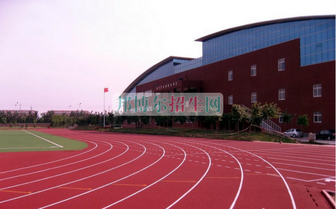 职业学校好还是高中好