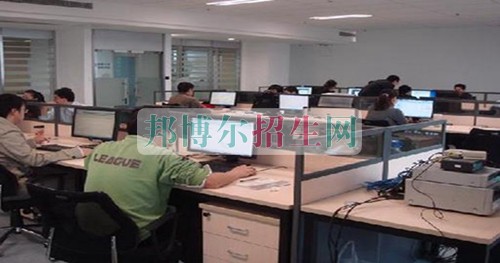成都高中生读计算机网络技术好吗