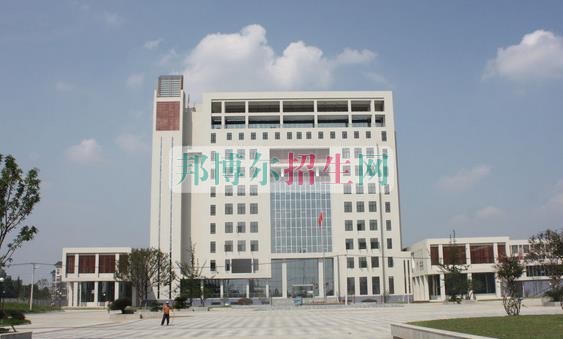 成都高中生可以读计算机网络技术