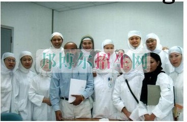 成都哪个涉外护理学校好