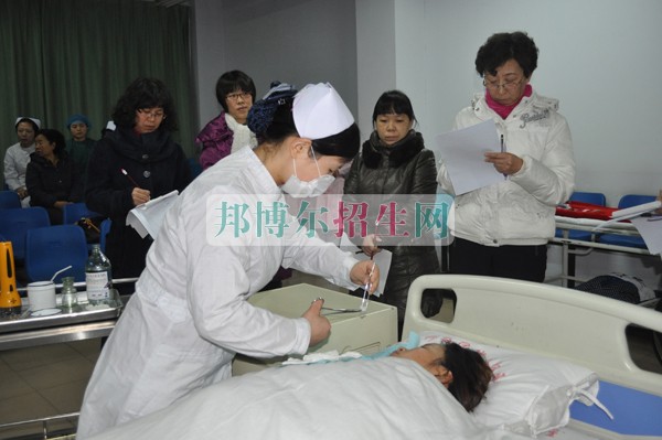 成都哪些大专有涉外护理