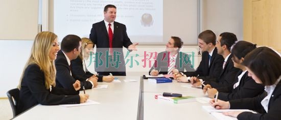 成都酒店管理学校报名条件