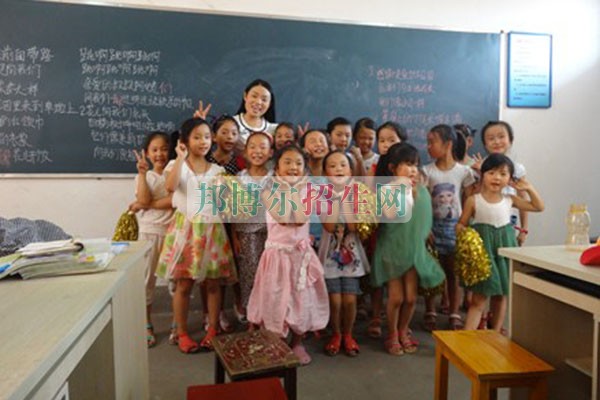 成都小学教育最好学校