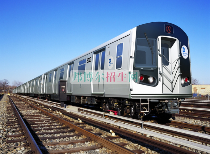 成都铁道工程技术学校报名条件