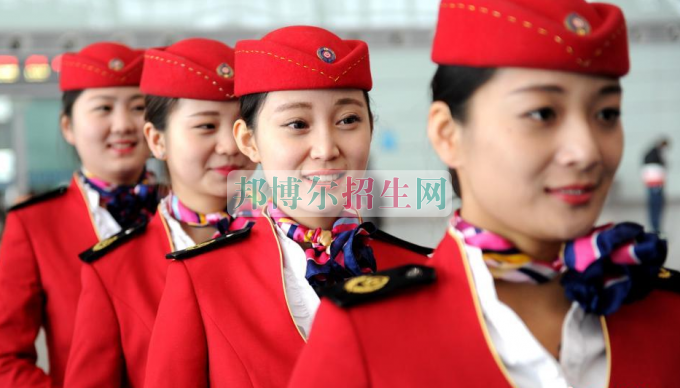 成都到哪里读铁道运输好