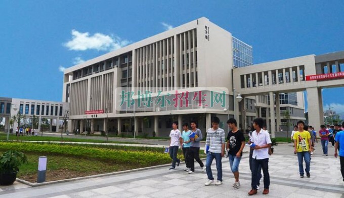 成都哪个电子信息工程技术学校最好