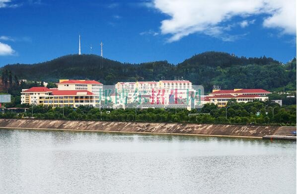 成都哪家电子信息工程技术学校好