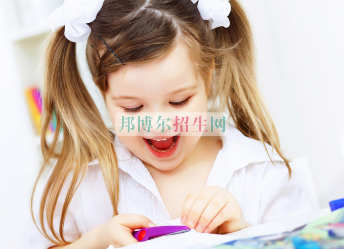 成都教育技术学学校怎么样