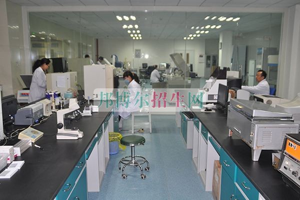 成都医学检验学校有哪些