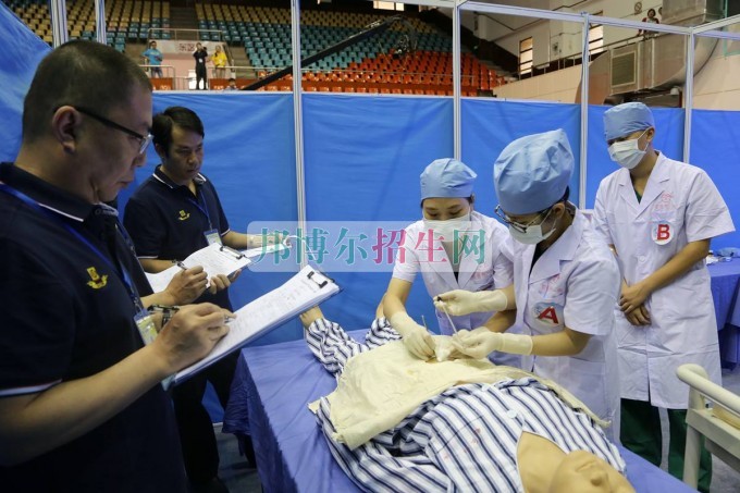 成都有哪些临床医学学校