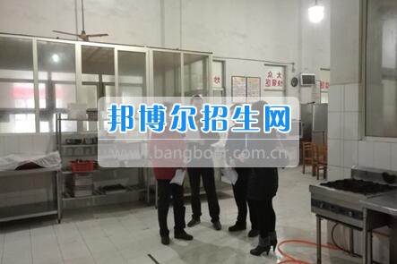 四川省档案学校开展新学期食堂安全大检查