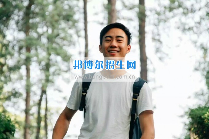 川南幼儿师范高等专科学校光荣榜