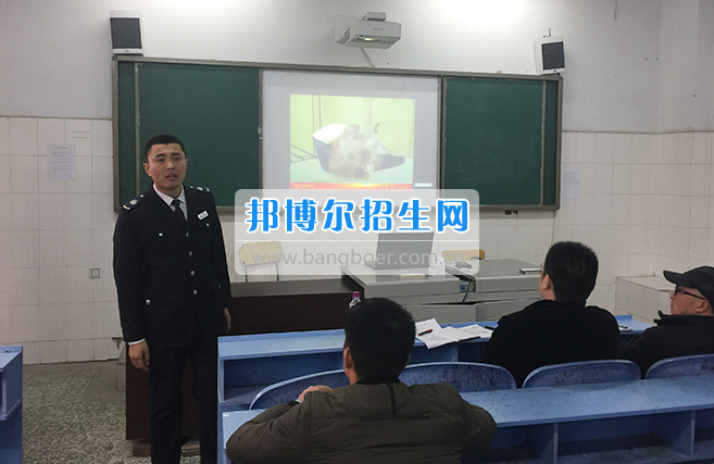 四川省仪陇县扶轮育才职业学校南充电子工业学校