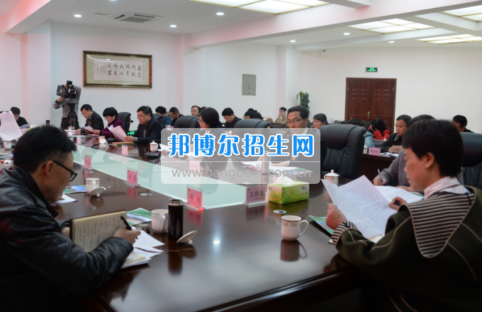 市委常委、宣传部长潘梅到川南幼儿师范高等专科学校调研思想政治工作