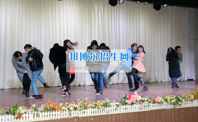 川南幼儿师范高等专科学校与内江职业技术学校开展青年联谊活动