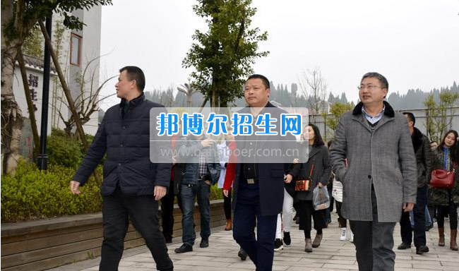 南充市建华职业中学开展“请进来，走出去”校际交流活动