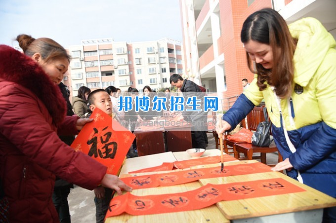 川北幼儿师范高等专科学校专杨曙光名师工作室走进旺苍特殊教育学校