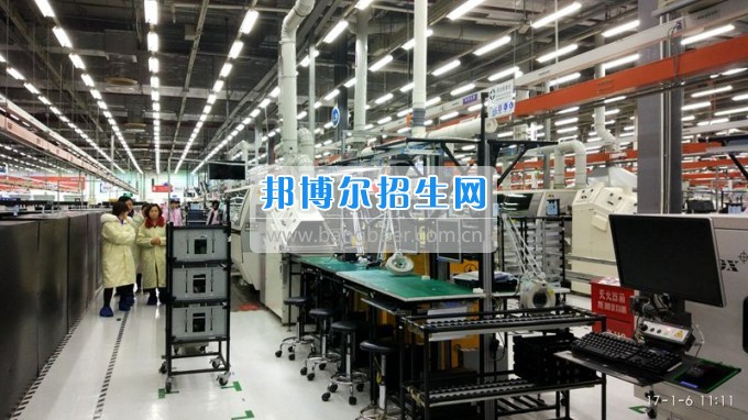 四川托普计算机职业学校就业办和计算机系老师走访星科金朋（上海）公司顶岗实习学生