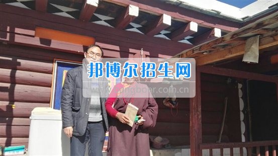 成都师范学院副校长李仲辉赴道孚县开展脱贫攻坚调研督导