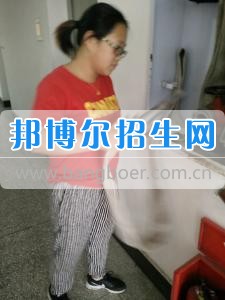 乐山市旅游学校加强消防安全培训 共筑校园安全防线