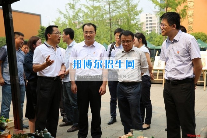 共青团陕西省委副书记徐永胜一行莅临成都市温江区燎原职业技术学校参观