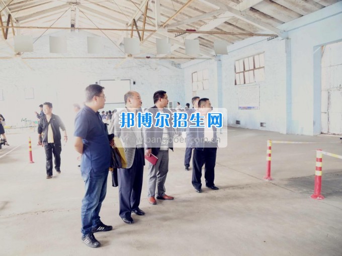 市人大督查组到六盘水职业技术学院