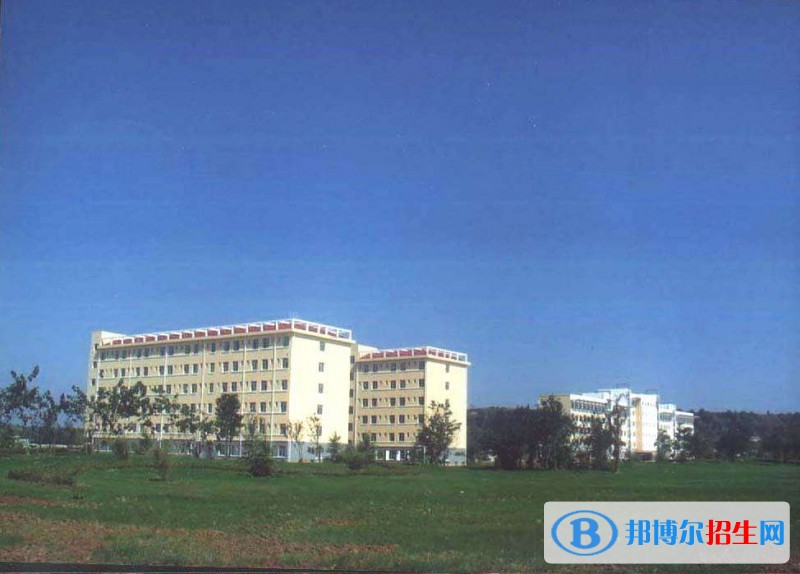 绵阳工贸学校招生办联系电话