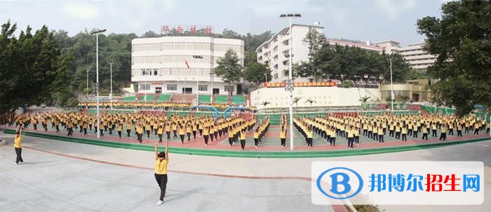 成都核工业机电学校2018年报名条件、招生对象