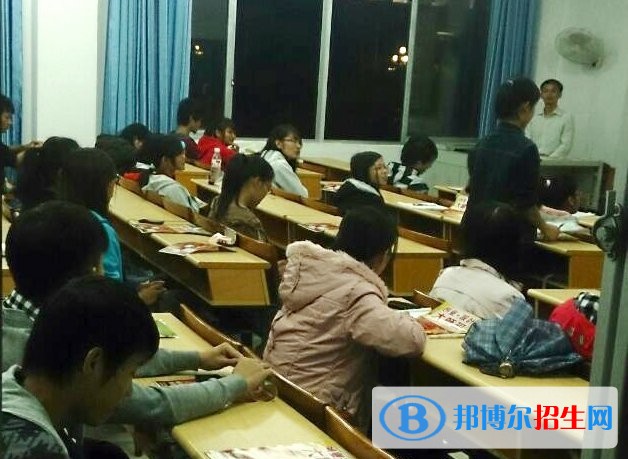 广安理工职业技术学校3