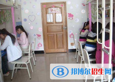 大竹县清水职业中学宿舍