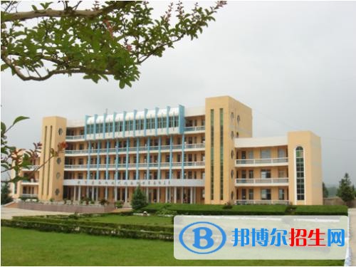 丹寨县中等职业技术学校招生办联系电话